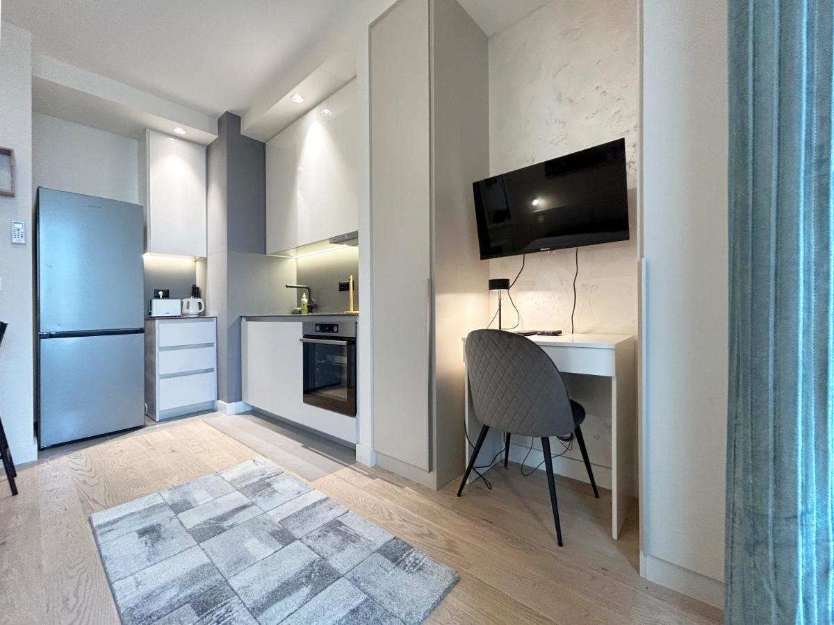 Waterfront Luxury Suites 贝尔格莱德 外观 照片