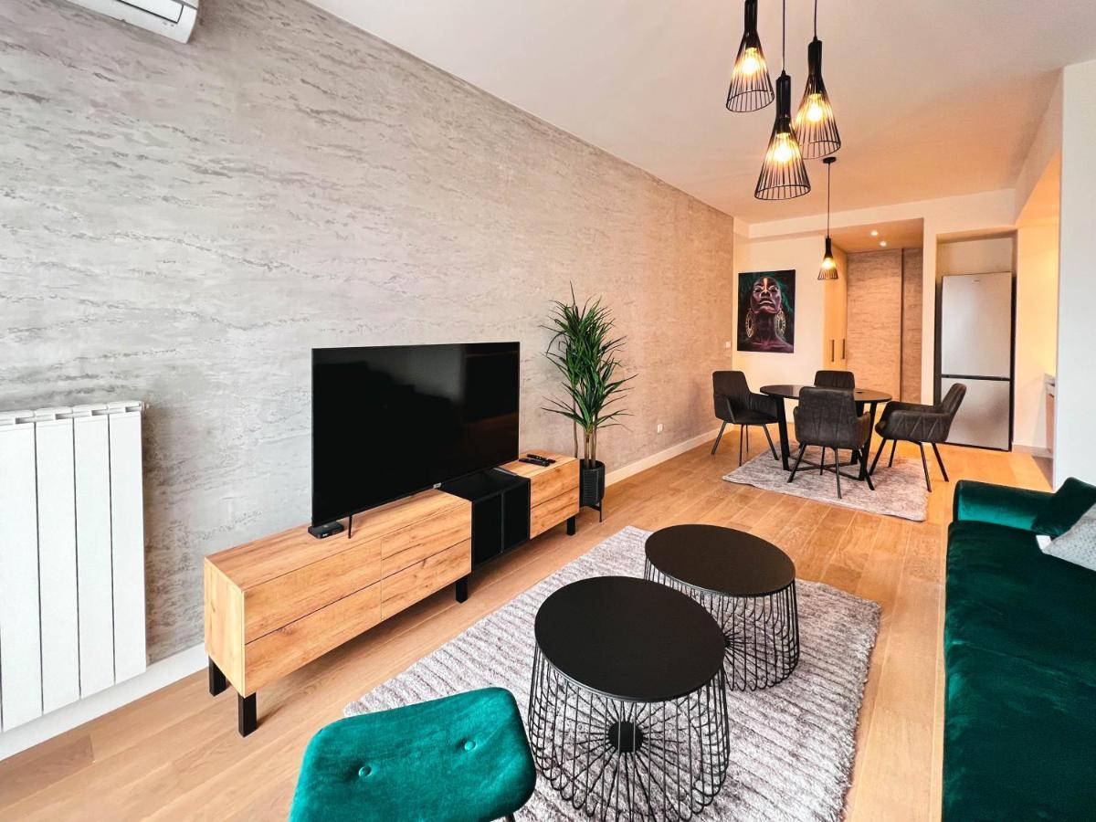Waterfront Luxury Suites 贝尔格莱德 外观 照片
